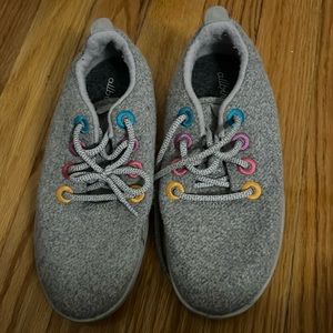 Kids Allbirds “Smallbirds” Size Y2